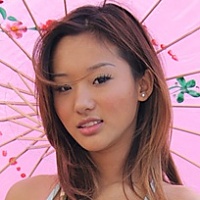 Alina Li