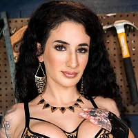 Arabelle Raphael