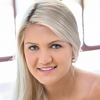 Ashlee Mae