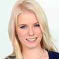 Elaina Raye