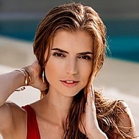 Emelie Crystal