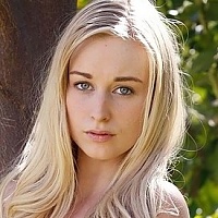 Stacie Jaxxx