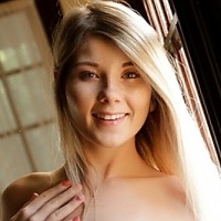 Vienna Rose