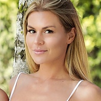Zlata Shine